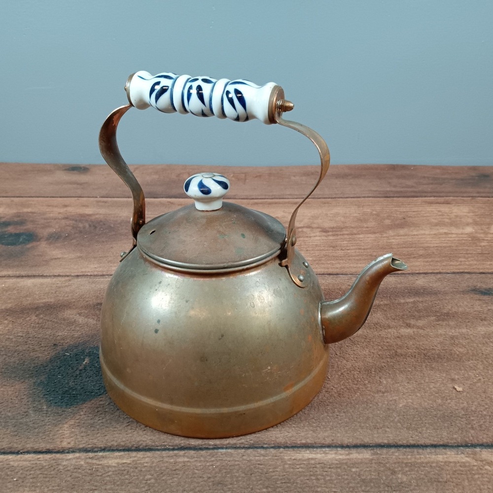 Vintage Copper Kettle Set Blue White Ceramic Handle Kitchen Decor - Picture 5 of 5